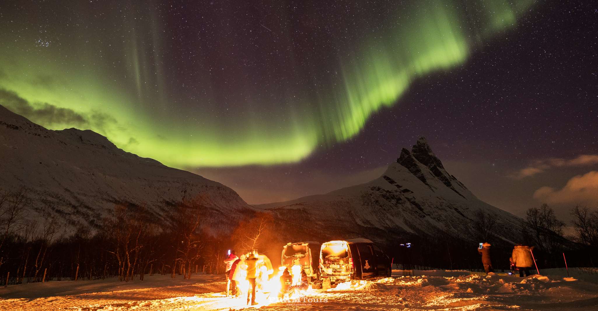 Tromso, Northern Lights Hunting & Photography Expedition - Hizvo