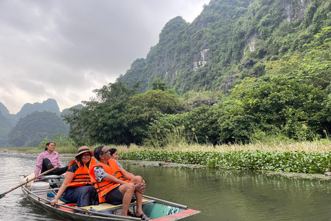 Excursión de lujo de un día a Ninh Binh desde Hanoi (Trang An - Hoa Lu)