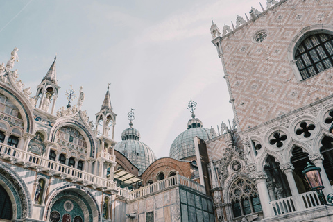 Venice: St. Mark's Basilica, Doge's Palace & Bridge of Sighs Guided tour of St. Mark's Basilica and Doge's Palace