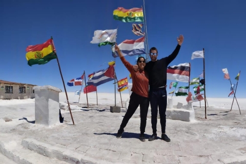 La Paz: Uyuni Tour, die mit dem Bus in Atacama Chile endet.