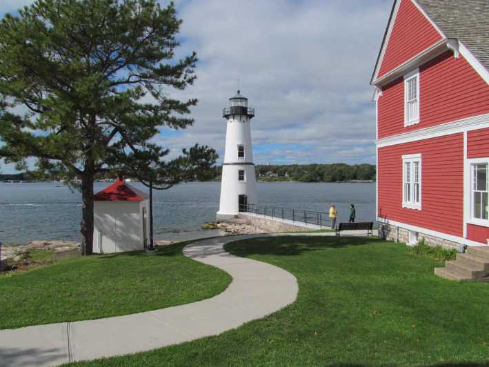 Rock Island Lighthouse Tour & Glass-Bottomed Boat Cruise