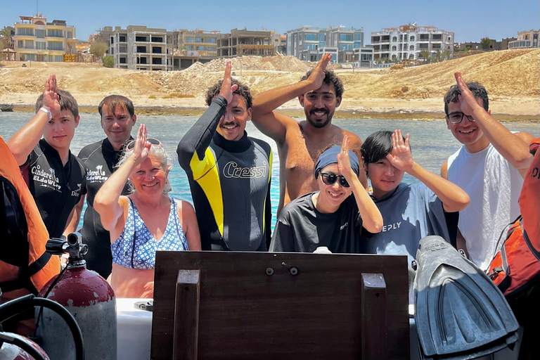 Sharm El Sheikh: Tiran Island Boat Diving & Snorkeling Intro Diving & Snorkeling – No Certification Required