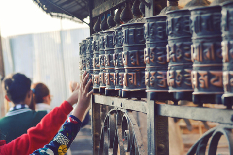 سوايامبوناث: جولة غروب الشمس وأضواء المدينةخاص