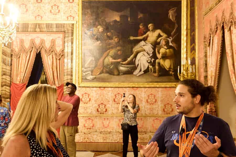 Madrid: Ticket für den Königspalast und Kleingruppentour. Foto: GetYourGuide Madrid: Ticket für den Königspalast und Kleingruppentour. Foto: GetYourGuide
