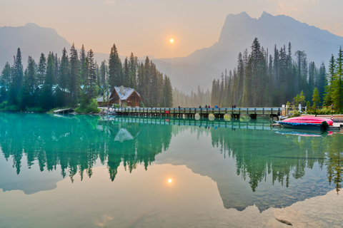 路易斯湖、翡翠湖、大理石峡谷、班夫镇班夫：路易斯湖、翡翠湖与约翰斯顿峡谷一日游