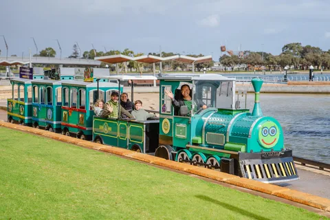 Mandjar Bay Fun Train – Mini Toot