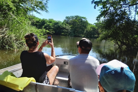 Belize City: Lamanai Maya Ruins & River Boat Safari w / LunchWycieczka z odbiorem z terminalu statków wycieczkowych FSTV