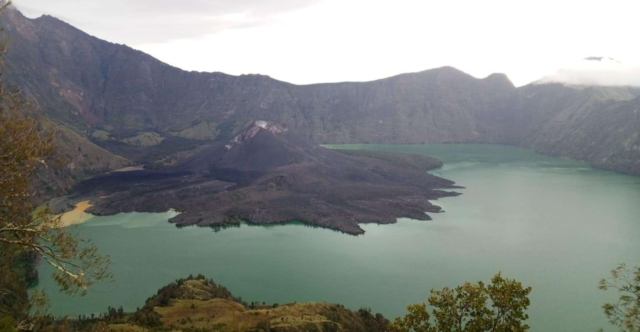 4 Day / 3 Night Summit Full Mount Rinjani - Housity