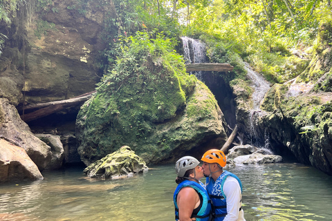 Vega Baja: Highlights views and Guided Tour in Caves