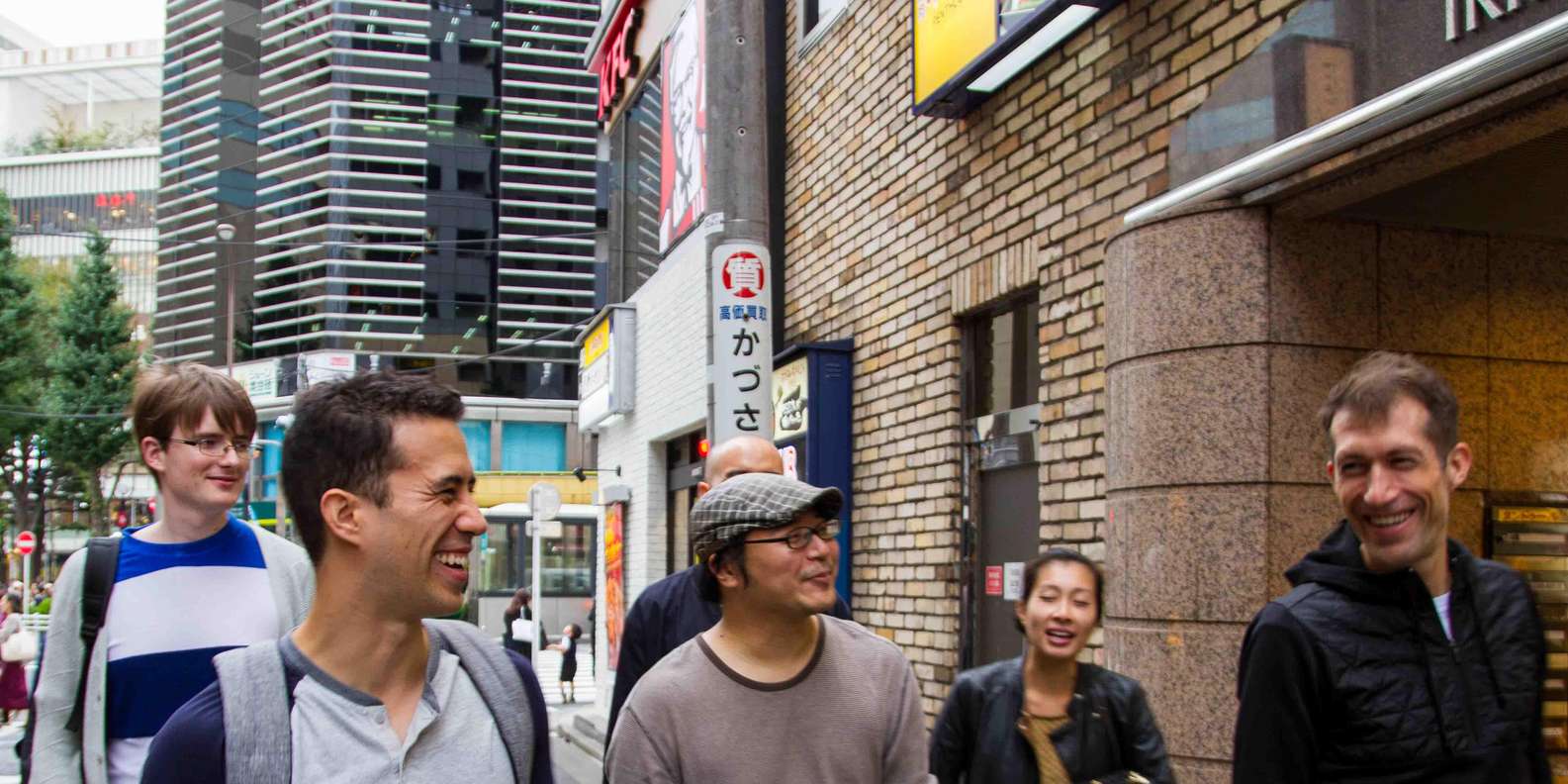Tokyo: Ramen Tasting Tour with 6 Mini Bowls of Ramen