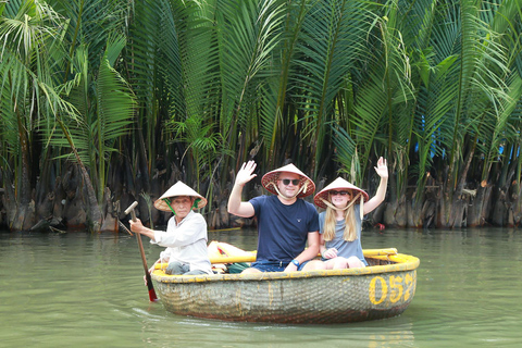 岘港/会安：椰林游船（可选按摩）岘港：篮子船导览游 + 会安市区漫步 + 按摩