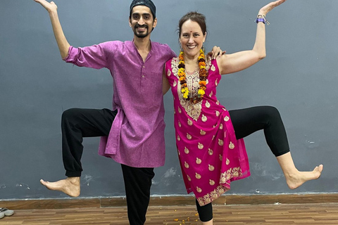 New Delhi: Namaste India Bollywood Dance WorkshopNamaste India Bollywood Dance Workshop - Delhi Dance Academy