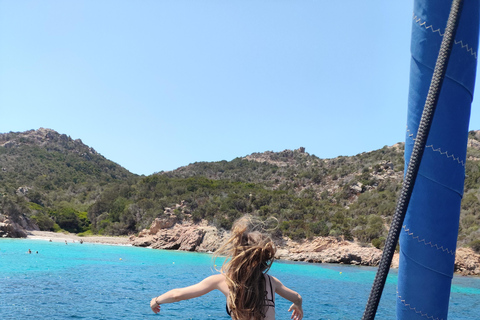 Tour delle isole dell&#039;arcipelago con pranzo e bevande