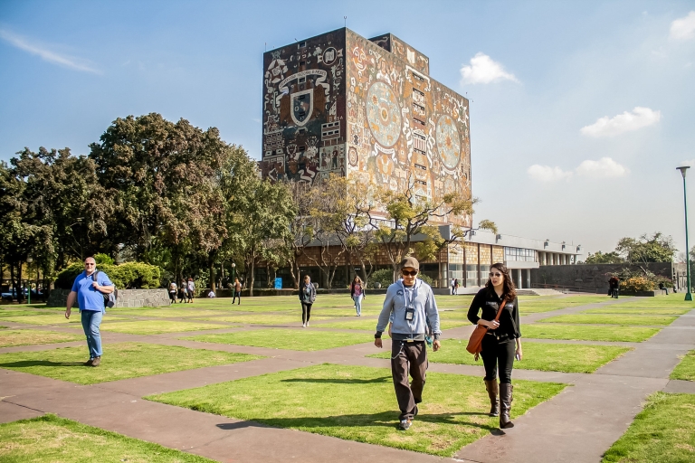 Xochimilco i Coyoacan Tour z opcją Muzeum Fridy KahloPrywatna wycieczka z Muzeum Fridy Kahlo