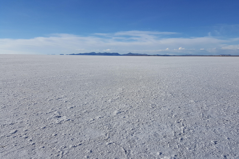 Von La Paz nach La Paz: Uyuni Salt Flat Tour 1D + Nachtbusse