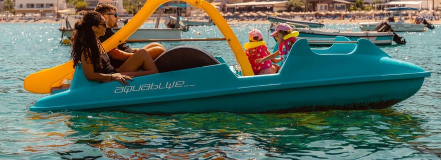 Plage de Lygaria : Pédalo