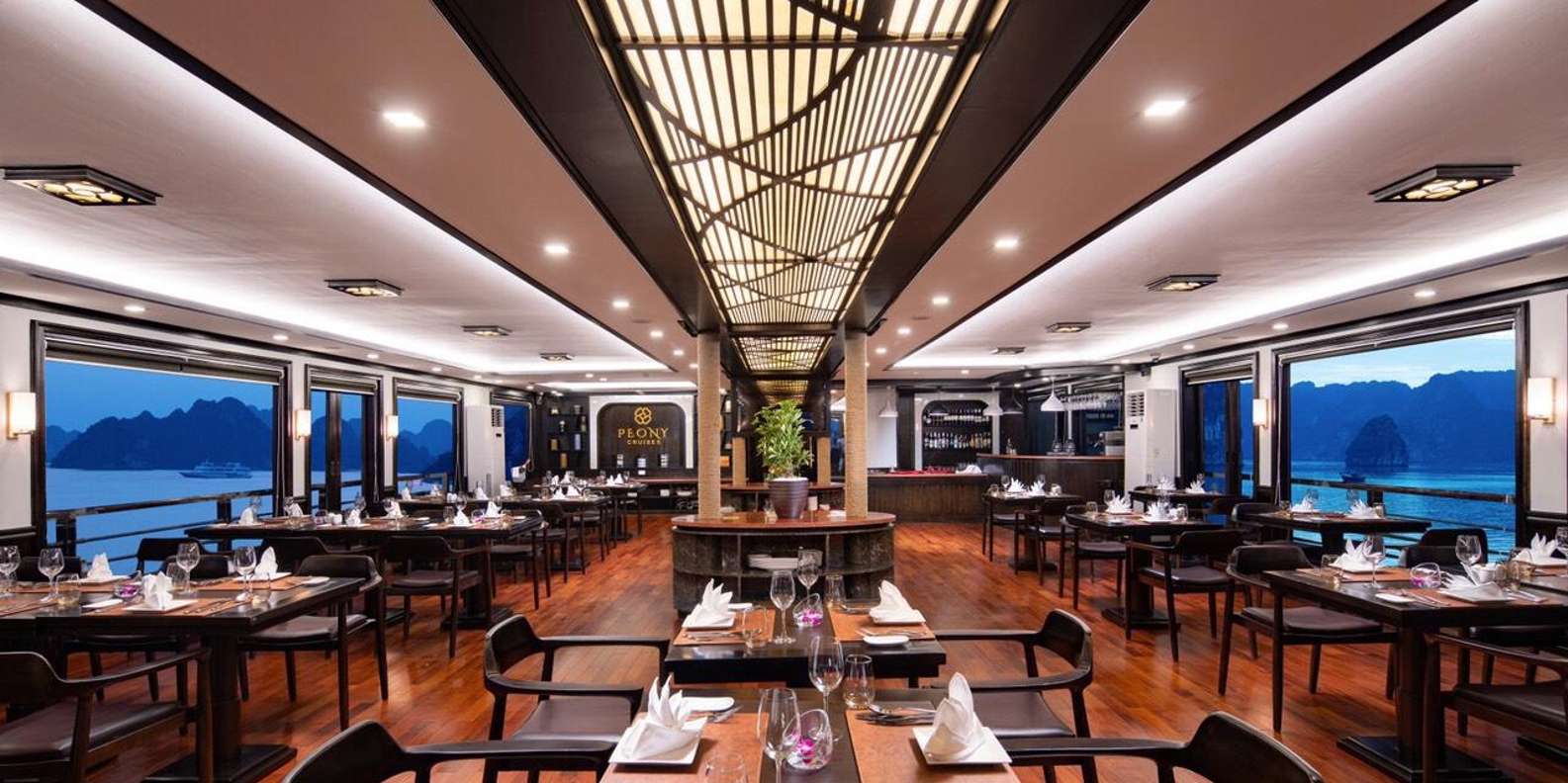 Halong Bay cruise — photo 26