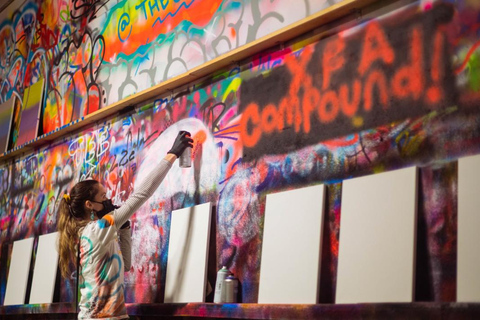 Chicago: BYOB Spray Paint and SipChicago: Pintura en Spray y Sip