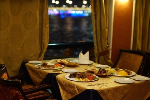 From Luxor: 4-Day Nile Cruise to Aswan with Balloon Ride Standard Ship