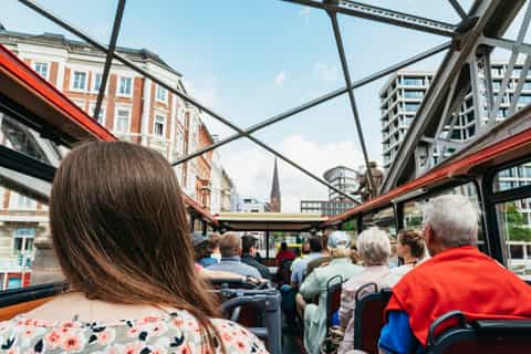 Hamburg: Line A Hop-On Hop-Off Sightseeing Tour