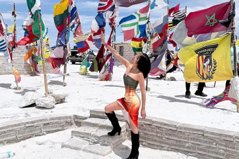 Uyuni Salt Flats 3-Day Tour to San Pedro de Atacama and Meal TOUR IN SPANISH