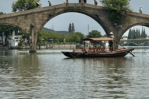 Tour Privado de 2 Días por el Skyline de Shanghái y el Jardín de SuzhouCon todas las admisiones