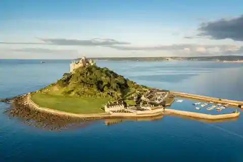 Cornwall: Private Tour - West Cornwall Uniquely Curated Tour