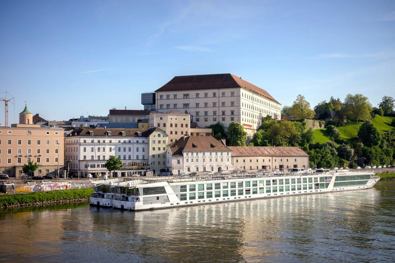 Private Linz Walking Tour for Couples