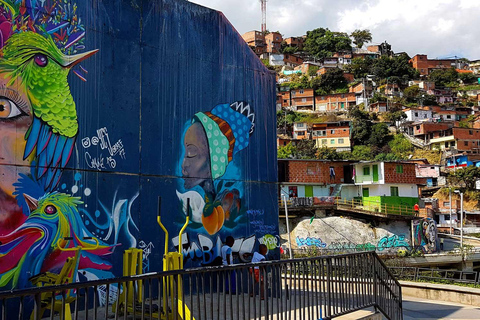 Medellín: Graffity city tour Graffity tour