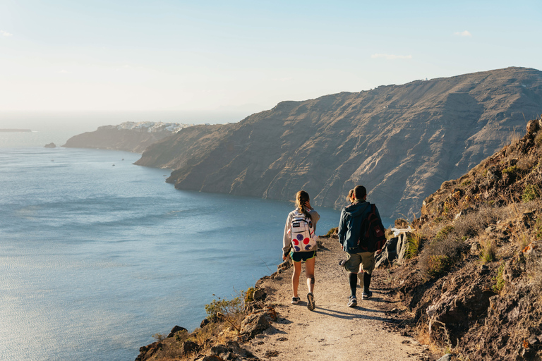 Santorini: begeleide wandeling naar krater en zonsondergang