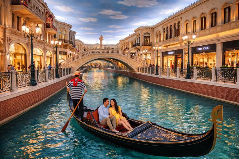 Doha: World Cup Stadium, Souq Waqif & Villaggio Gondola Ride Guide Tour with Native-Speaking Guide