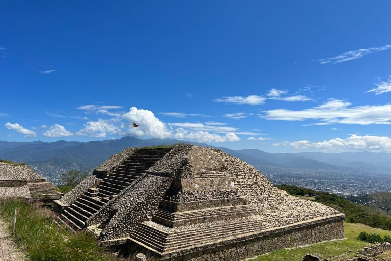 Private Tour to Monte Alban & Crafts towns