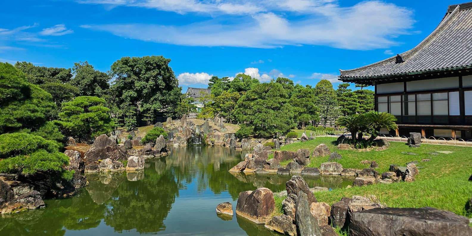 Kyoto experience — temples, geisha, bamboo grove — image 11