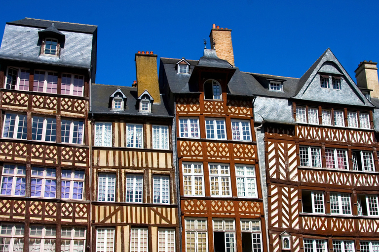 Rennes: Guided Tour on Your Mobile Rennes: Private Guided Tour with Your Mobile Phone