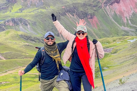 Cusco:Rainbow Mountain met gids, ontbijt en lunchCusco: Privé Regenboogberg met maaltijden