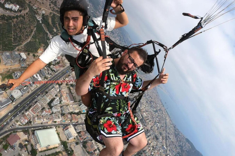 Alanya: Experiência de parapente em tandem e vídeo de vooAlanya: Experiência de parapente com traslado