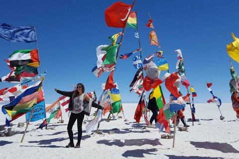 Depuis Uyuni : Laguna Colorada et Salar de Uyuni 3 jours + repas