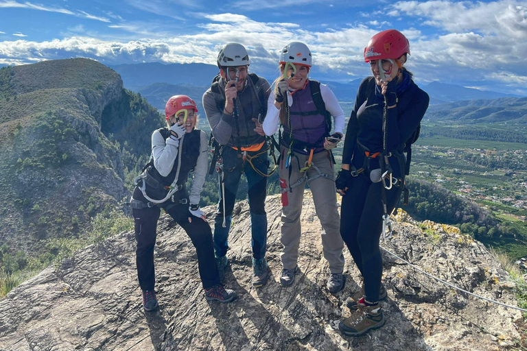 Marxuquera: Via Ferrata La FalconeraMarxuquera: Via Ferrata naar Falconera