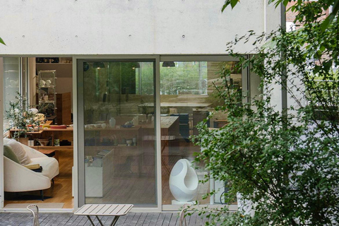 Seoul: Korean Moon Jar Pottery Workshop with Tea & Music