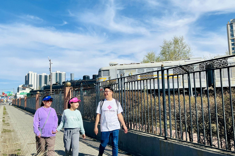 Ulaanbaatar: Walking Tour & Cooking Class in a Local Home