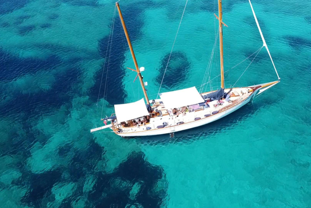 Cannigione: Bootstour Maddalena Archipelago mit Mittagessen