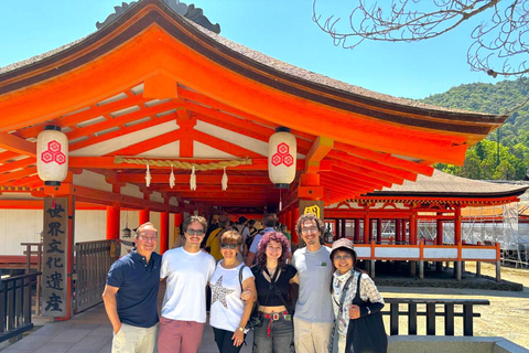 Hiroshima: Private Custom Walking Tour