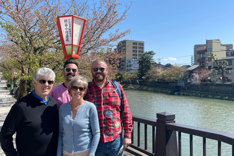 Kanazawa: 6-Hour Private Guided Tour & Kimono Experience