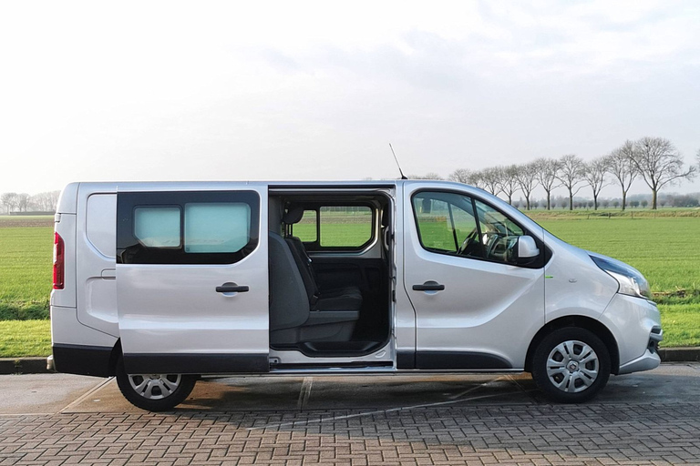 Lisbon: Transfer Between Airport and City Hotels Shared Transfer from the Airport to the Lisbon City Center