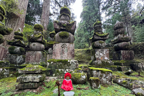 Koyasan : le silence sacré d&#039;Okunoin à l&#039;aube et à la nuit tombéeVisite à l&#039;aube