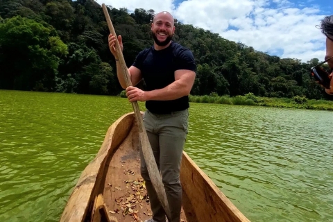 Arusha: Serena aventura en canoa y a pie en el lago DulutiArusha: Aventura serena en canoa y a pie en el lago Duluti