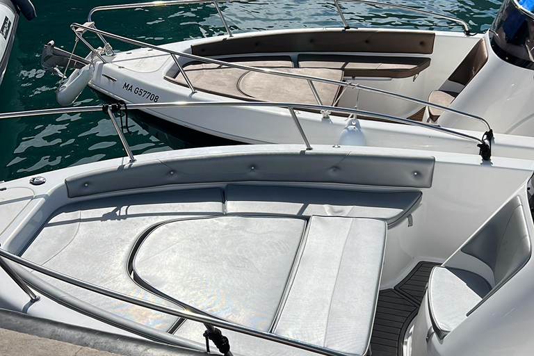 Marseille: Rent a private boat with a skipper private boat trip to calanques du frioul