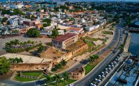 Colonial Santo Domingo and hidden natural beauties City Tour