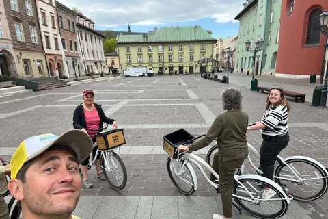 Krakow's Top Landmarks Bike Tour + Photos/Video. Max 6 ppl.