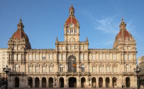 A Coruña: Discover the City in a Private Walking Tour